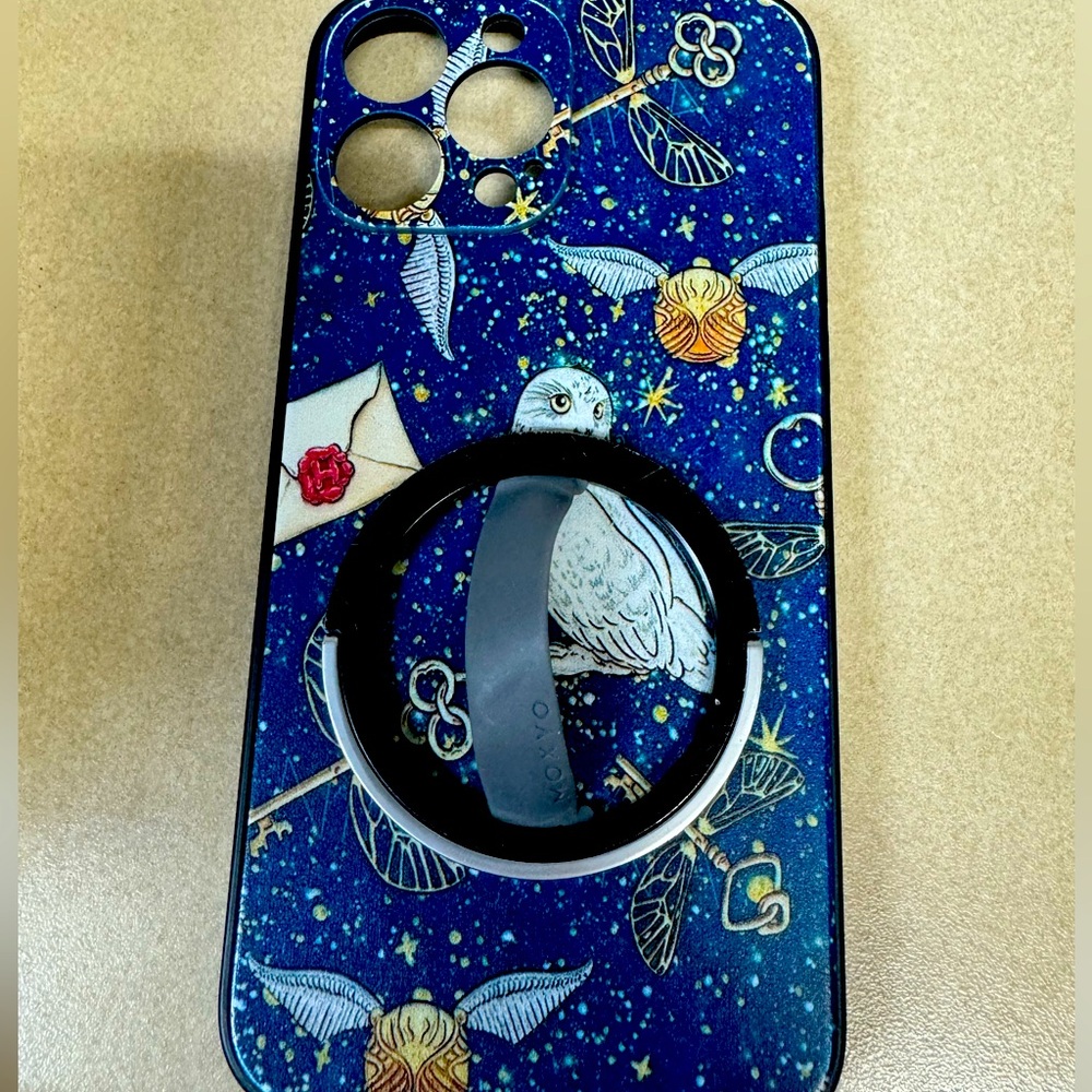 Harry Potter themed iPhone 13 Pro Max case w/ finger grip stand